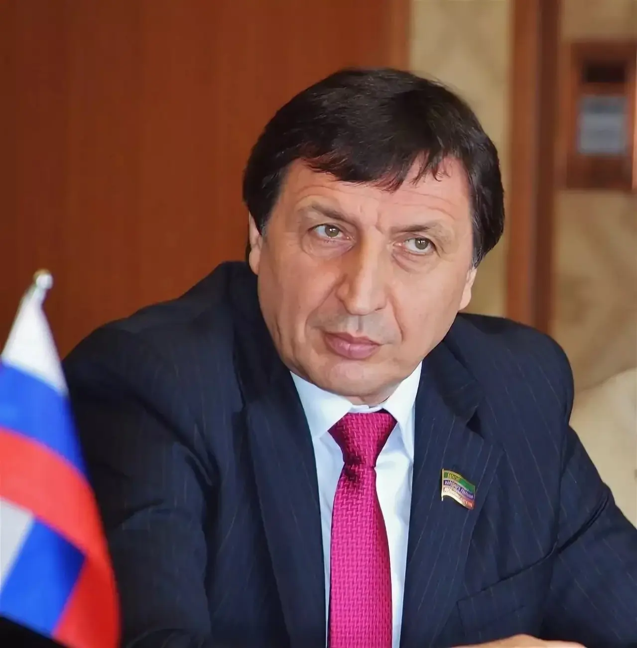 Высокая оценка труда на федеральном уровне: Муртазали Рабаданов удостоен Благодарности Госдумы