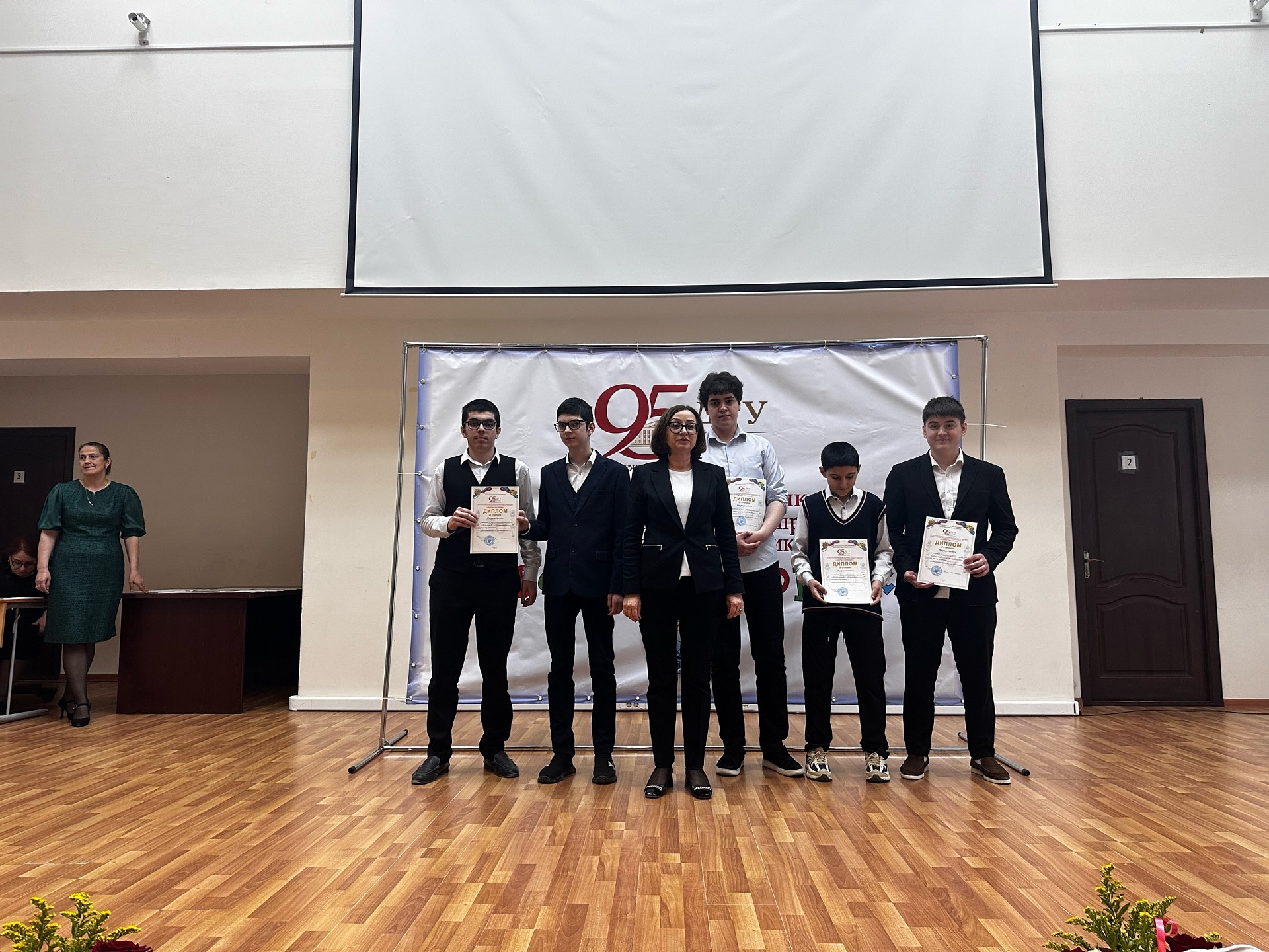 В ДГУ подвели итоги конференции «Творчество юных»